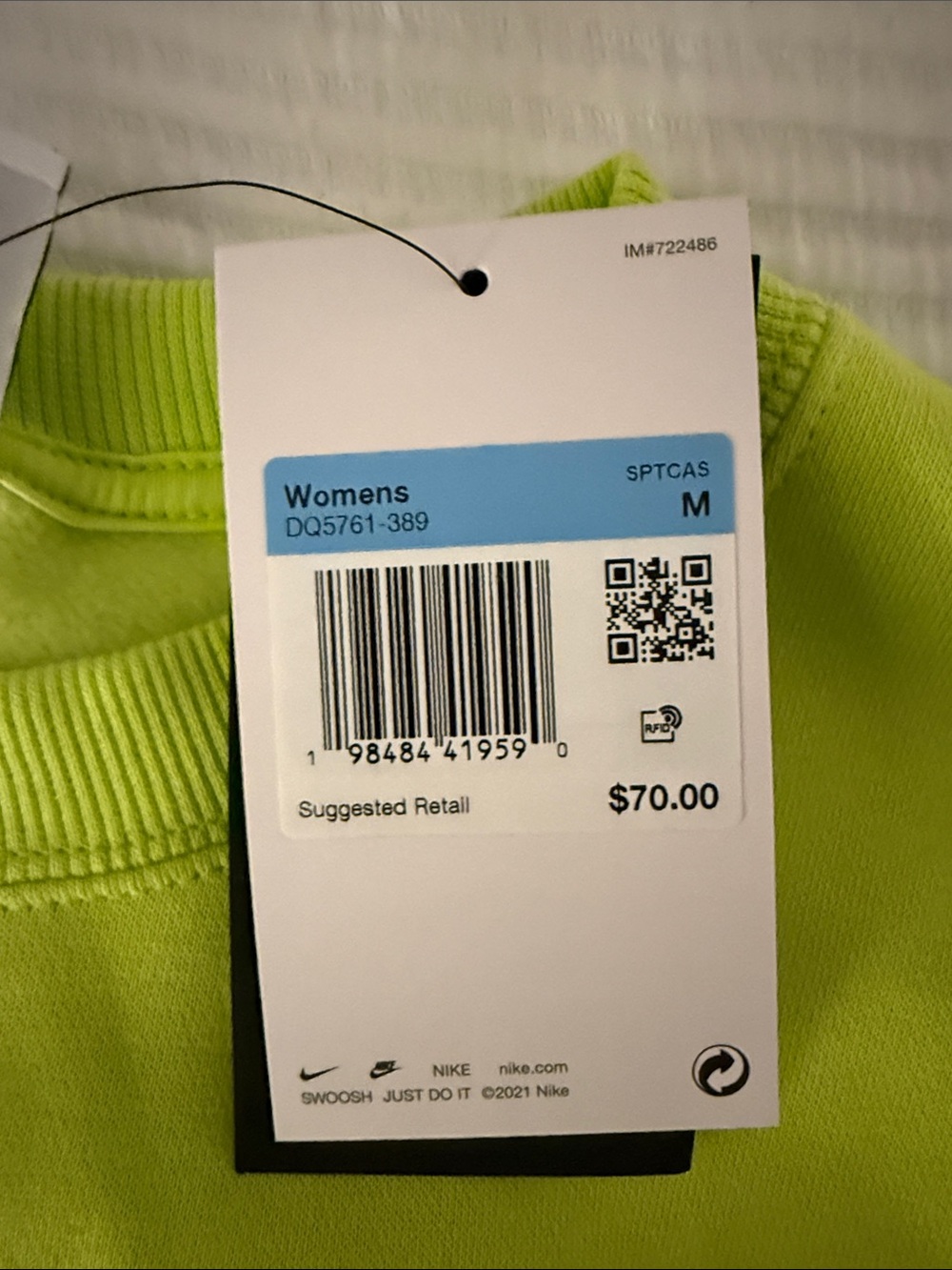 Nike Women's Crewneck Sweatshirt in Neon Lime - Picture 2 of 3